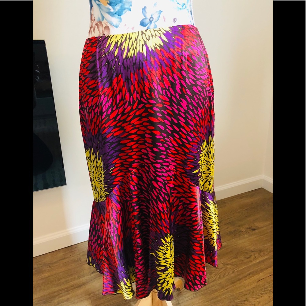 💯 % silk Trina Turk skirt
